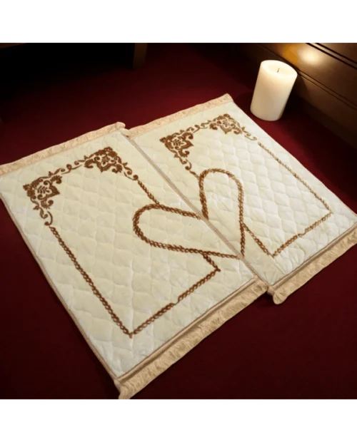 dreambeddingstore.com - Elegant Couple Prayer Mat dreambeddingstore.com - Elegant Couple Prayer Mat