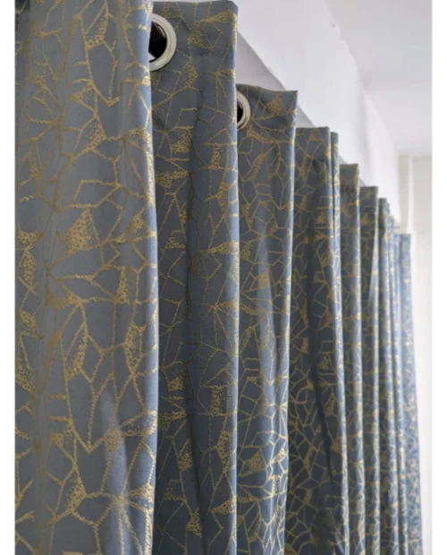 dreambeddingstore.com - Velvet Curtain