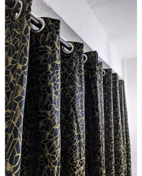 dreambeddingstore.com - Velvet Curtain